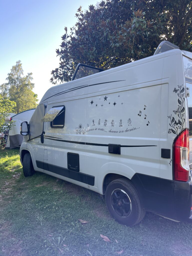 Font Vendôme sur Fiat Ducato 140ch Rando camp